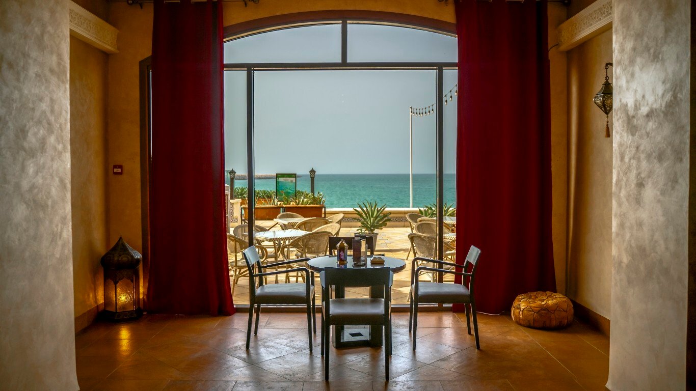 A new era of Dining (Medium)